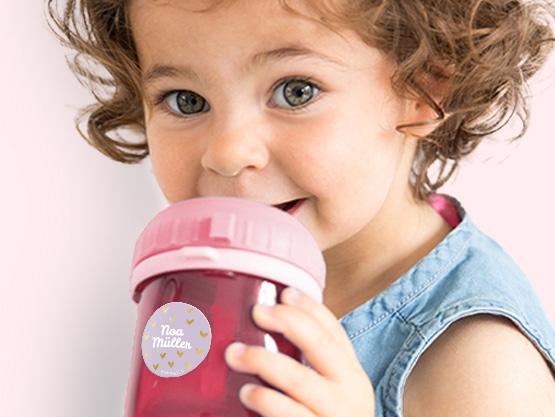 Runde Design Aufkleber mit Gold Aufdruck