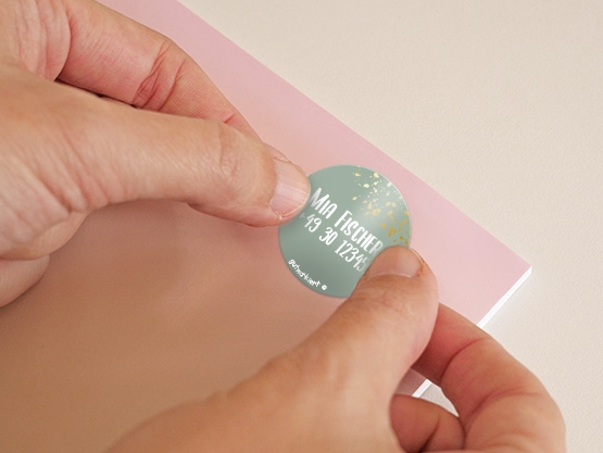 Runde Design Aufkleber mit Gold Aufdruck