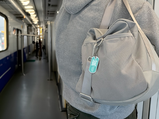 Lost & Found QR-Taschen- und Schlüsselanhänger