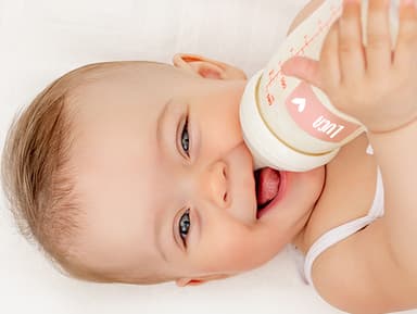 Kleine Namensaufkleber